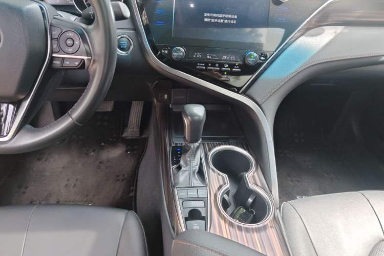 Used Toyota Camry 2019 Revised Version 2.5G Luxury Edition Gear Lever