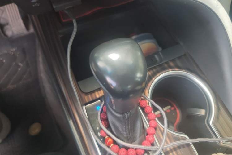 Used Toyota Camry 2019 2.0G Luxury Edition China V Standard Gear Lever