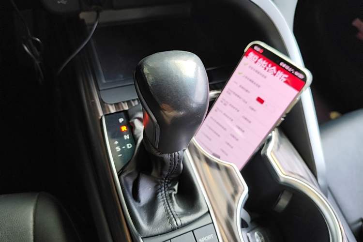 Used Toyota Camry 2019 2.5G Luxury Edition China VI Standard Gear Lever