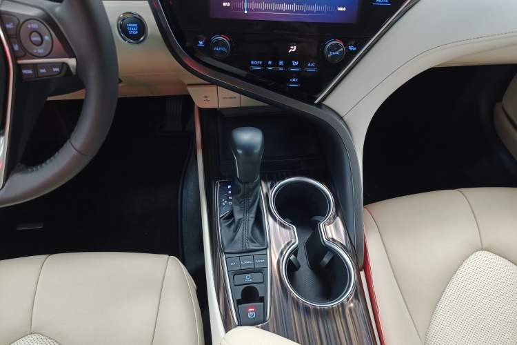 Used Toyota Camry 2019 Revised Version 2.5G Luxury Edition Gear Lever