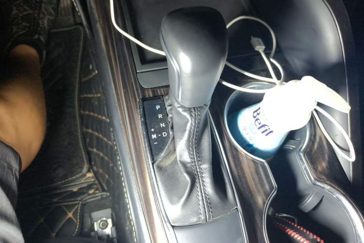 Used Toyota Camry 2019 Revised Version 2.0G Luxury Edition Gear Lever