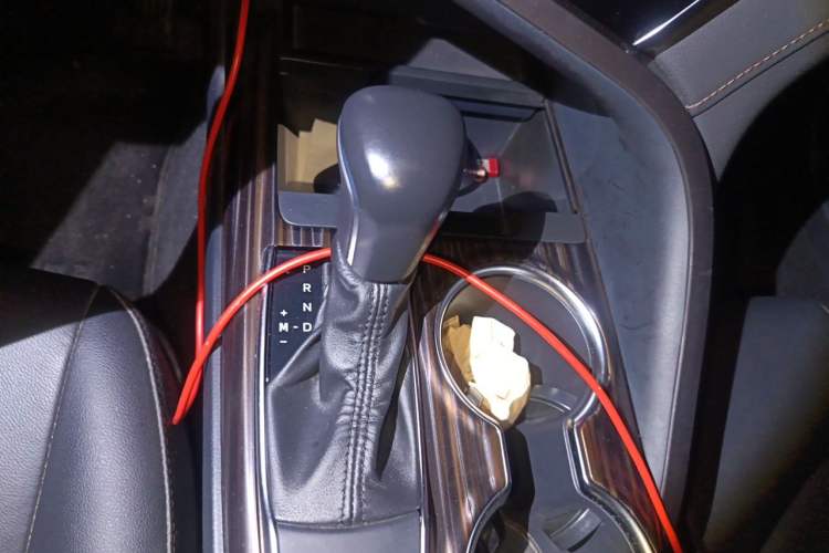 Used Toyota Camry 2019 2.0G Luxury Edition China VI Standard Gear Lever