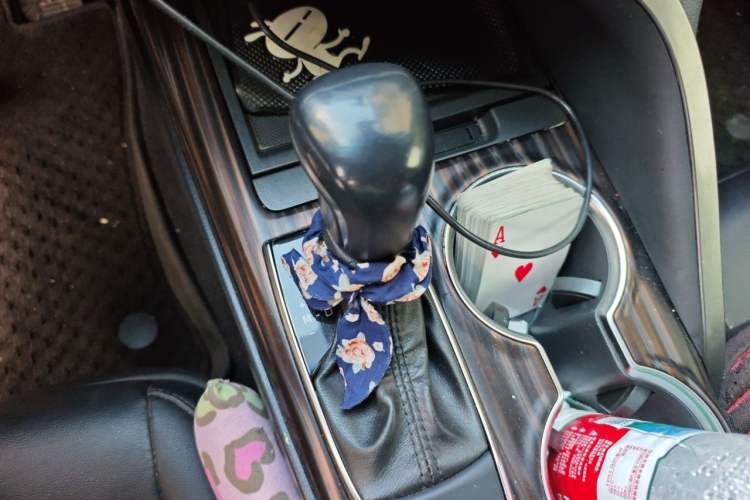 Used Toyota Camry 2019 2.0G Luxury Edition China VI Standard Gear Lever