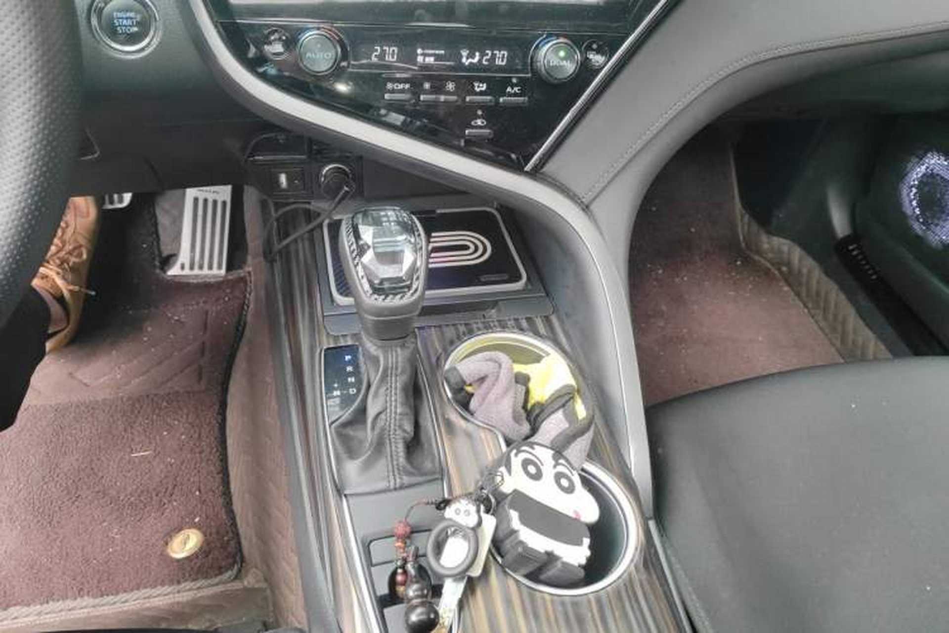 Used Toyota Camry 2019 2.0G Luxury Edition China VI Standard Gear Lever