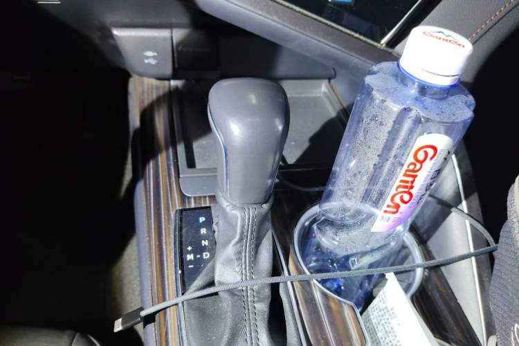 Used Toyota Camry 2019 2.0G Luxury Edition China VI Standard Gear Lever