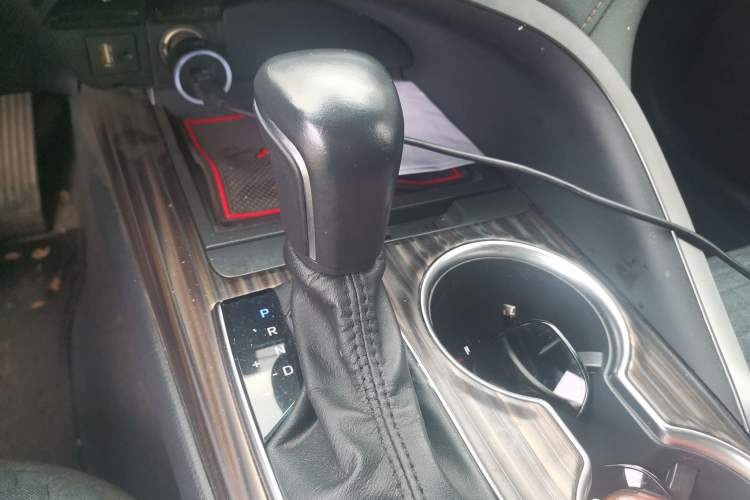Used Toyota Camry 2019 2.0G Luxury Edition China V Standard Gear Lever