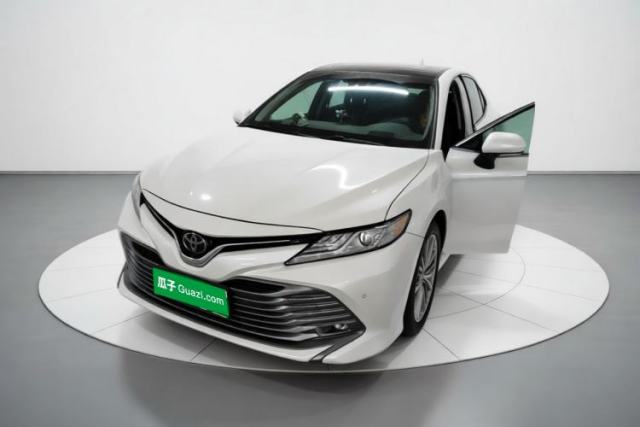 Toyota Camry 2019 2.5G Luxury Edition China VI Standard usado