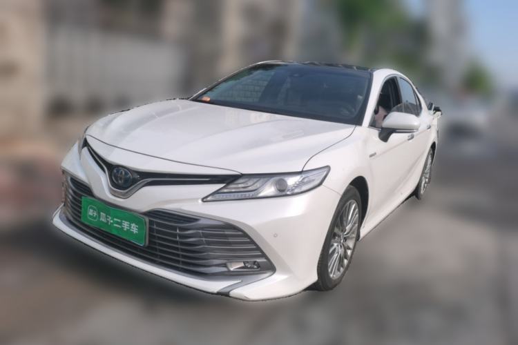 Used Toyota Camry 2019 Revised Version Dual-Engine 2.5 HG Luxury Edition Guazi used car, China used car export, Used car for sale, Used cars, Cheapest cars for sale