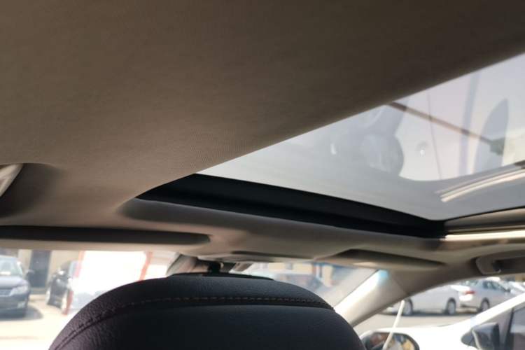 Used Toyota Camry 2019 2.5G Luxury Edition China V Standard Headliner