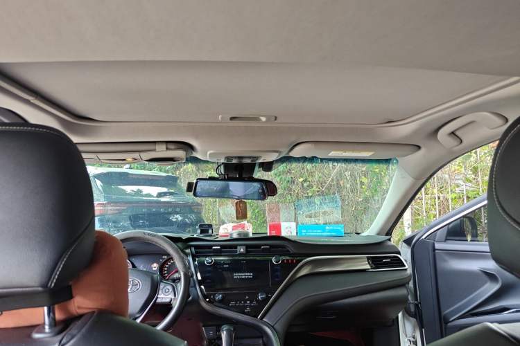 Used Toyota Camry 2019 Revised Version 2.0S Fēngshàng Edition Headliner