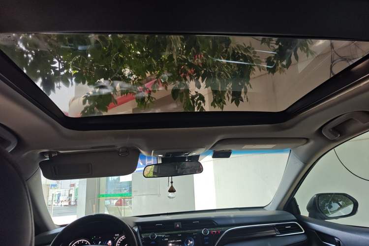 Used Toyota Camry 2019 2.5G Luxury Edition China VI Standard Headliner