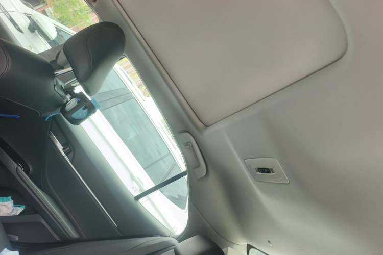 Used Toyota Camry 2019 2.5G Luxury Edition China V Standard Headliner