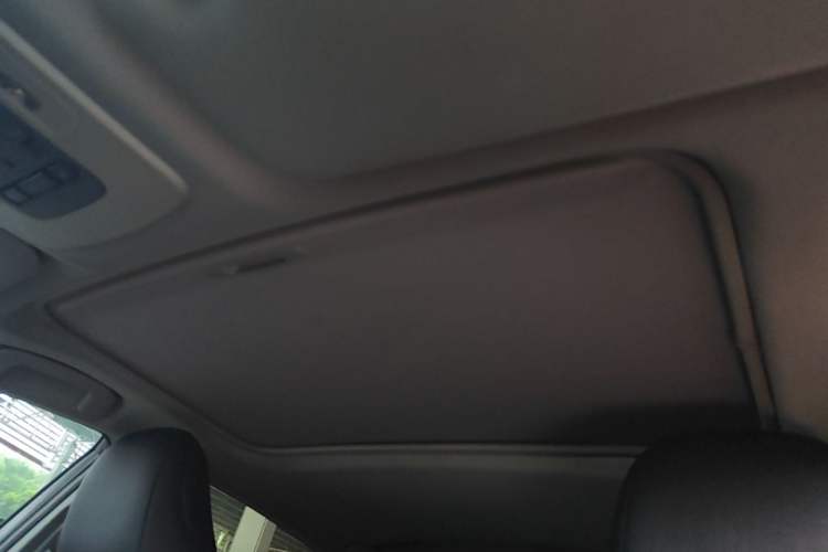 Used Toyota Camry 2019 2.0G Luxury Edition China VI Standard Headliner