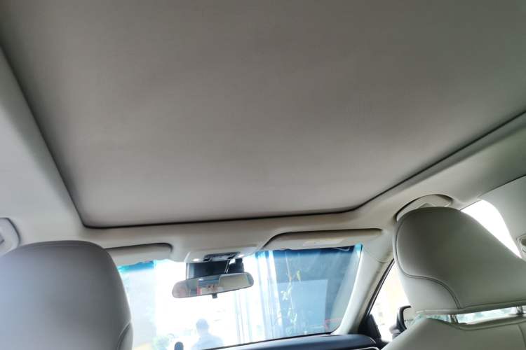 Used Toyota Camry 2019 2.5G Luxury Edition China VI Standard Headliner