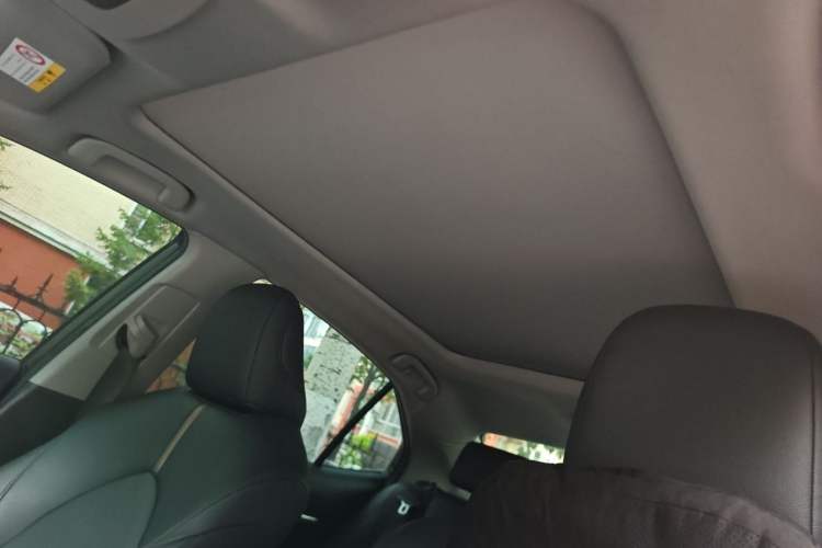 Used Toyota Camry 2019 2.5G Luxury Edition China VI Standard Headliner