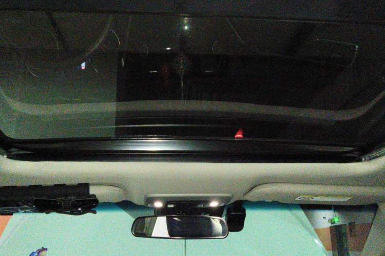 Used Toyota Camry 2019 2.5G Luxury Edition China VI Standard Headliner