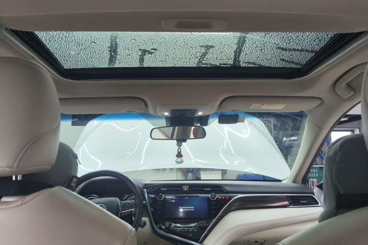 Used Toyota Camry 2019 Revised Version 2.0G Luxury Edition Headliner