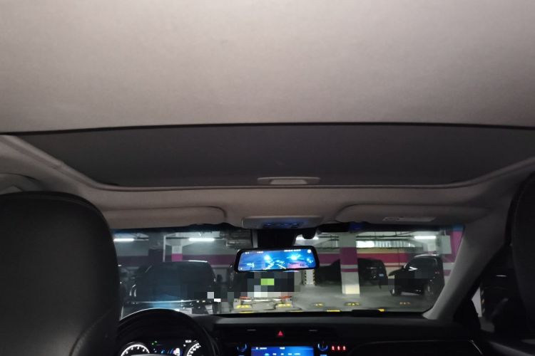 Used Toyota Camry 2019 Revised Version 2.0G Luxury Edition Headliner
