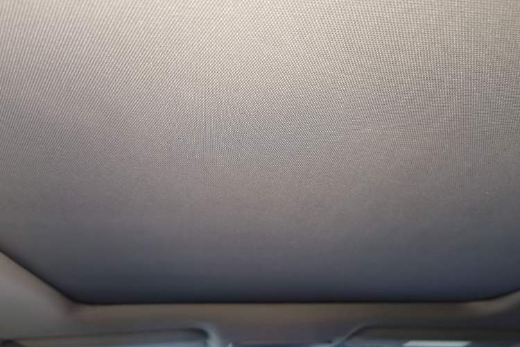 Used Toyota Camry 2019 Dual-Engine 2.5 HG Luxury Edition China VI Standard Headliner