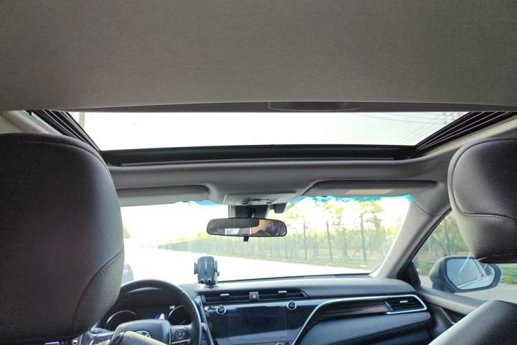 Used Toyota Camry 2019 2.0G Luxury Edition China VI Standard Headliner
