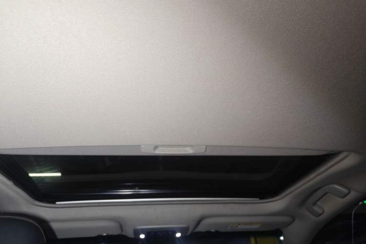 Used Toyota Camry 2019 2.0G Luxury Edition China VI Standard Headliner