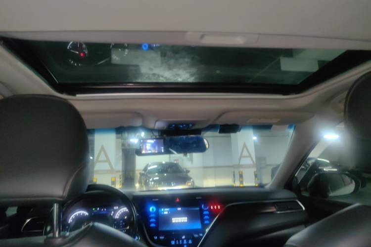 Used Toyota Camry 2019 2.0G Luxury Edition China VI Standard Headliner