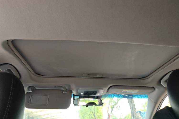 Used Toyota Camry 2019 2.0S FENGSHANG Version China V Standard Headliner