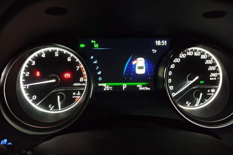 Used Toyota Camry 2019 2.5G Luxury Edition China VI Standard Instrument Cluster