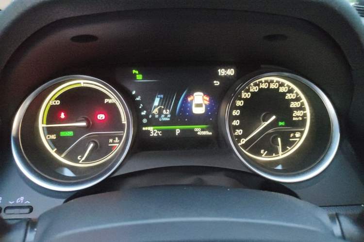 Used Toyota Camry 2019 2.5G Luxury Edition China VI Standard Instrument Cluster