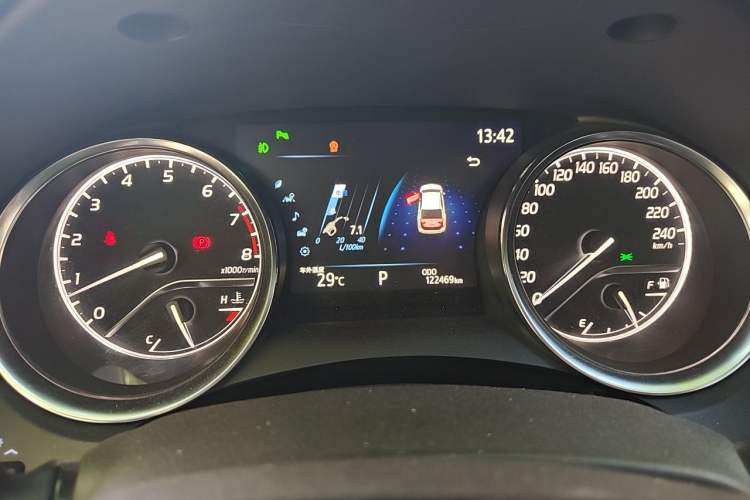 Used Toyota Camry 2019 2.5G Luxury Edition China VI Standard Instrument Cluster