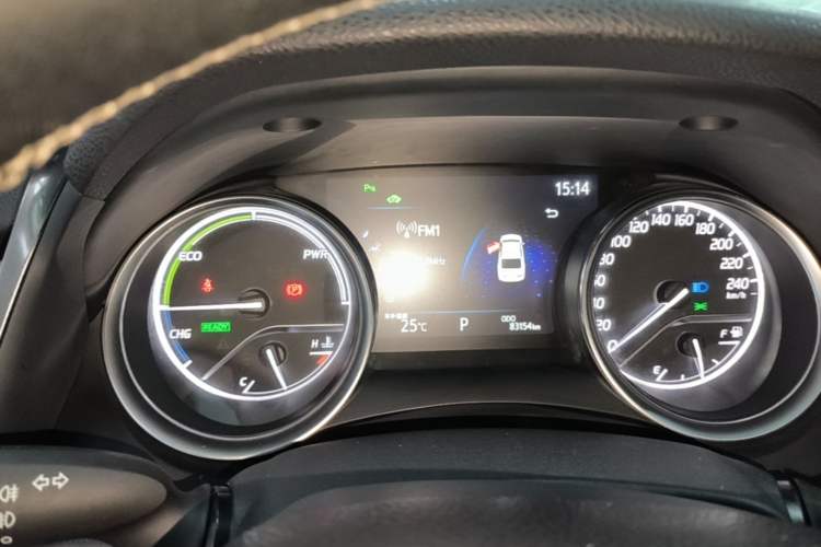 Used Toyota Camry 2019 Revised Version Dual-Engine 2.5 HG Luxury Edition Instrument Cluster