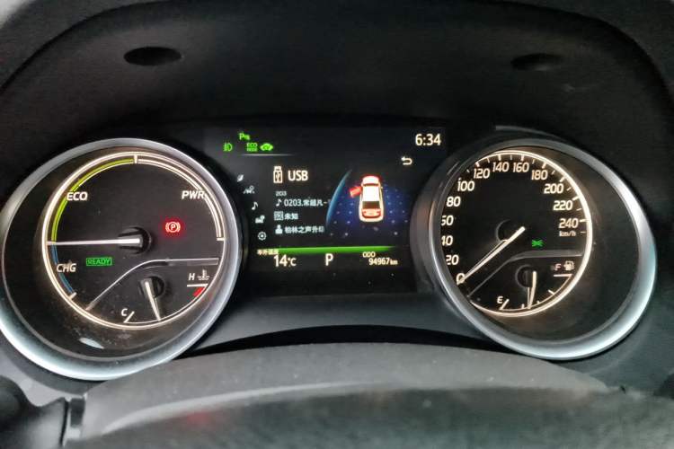 Used Toyota Camry 2019 Revised Version Dual-Engine 2.5 HG Luxury Edition Instrument Cluster