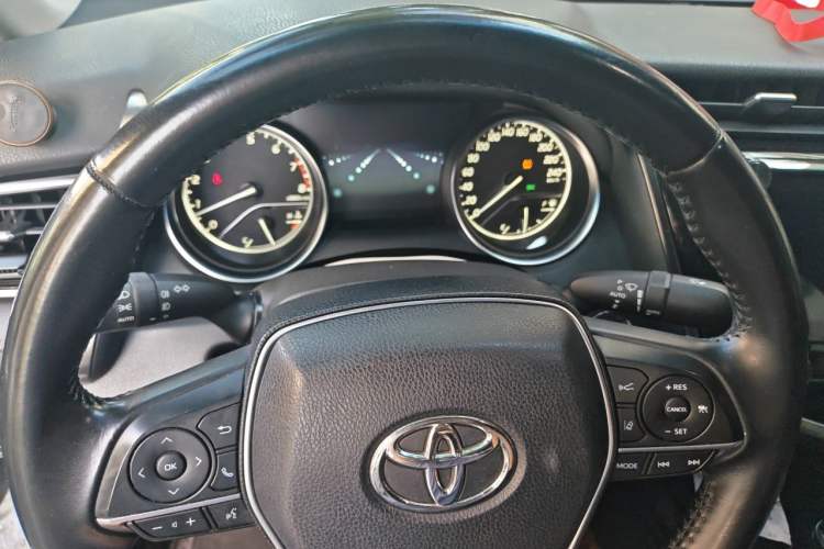 Used Toyota Camry 2019 2.5G Luxury Edition China VI Standard Instrument Cluster