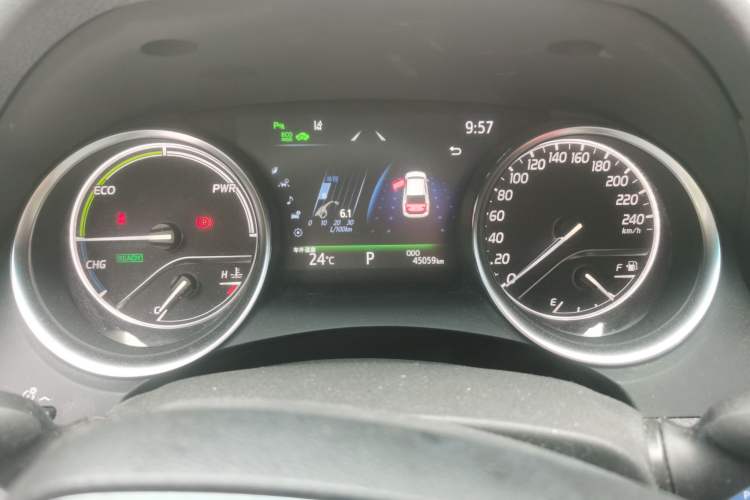 Used Toyota Camry 2019 Revised Version Dual-Engine 2.5 HG Luxury Edition Instrument Cluster