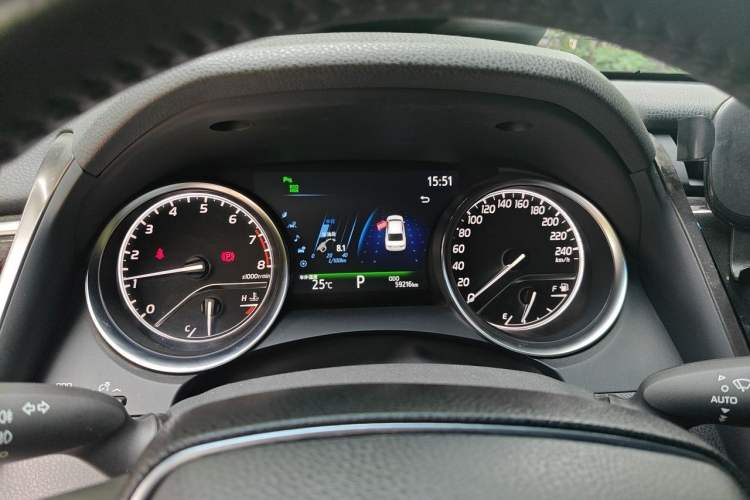 Used Toyota Camry 2019 2.5G Luxury Edition China VI Standard Instrument Cluster