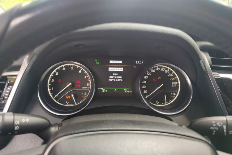 Used Toyota Camry 2019 2.5G Luxury Edition China VI Standard Instrument Cluster