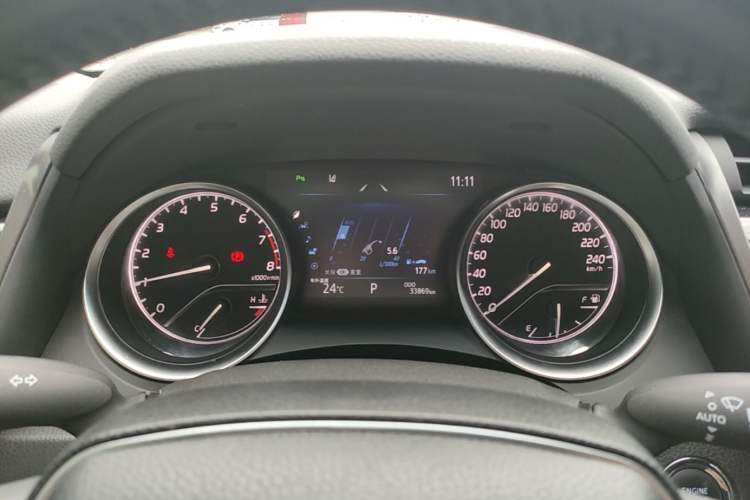 Used Toyota Camry 2019 2.0G Luxury Edition China VI Standard Instrument Cluster