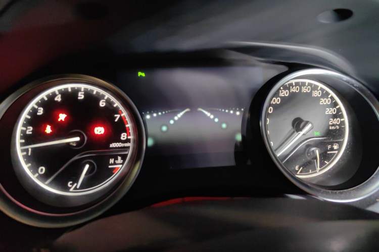 Used Toyota Camry 2019 Revised Version 2.0G Luxury Edition Instrument Cluster