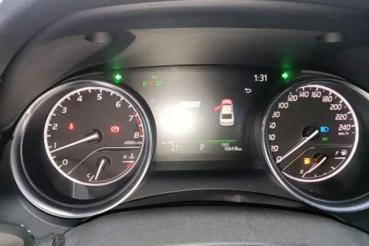 Used Toyota Camry 2019 2.5G Luxury Edition China VI Standard Instrument Cluster
