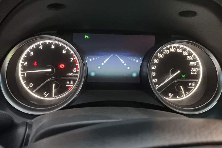 Used Toyota Camry 2019 2.5G Luxury Edition China VI Standard Instrument Cluster