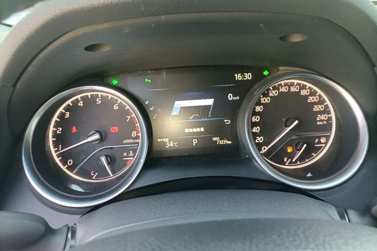 Used Toyota Camry 2019 Revised Version 2.0G Luxury Edition Instrument Cluster