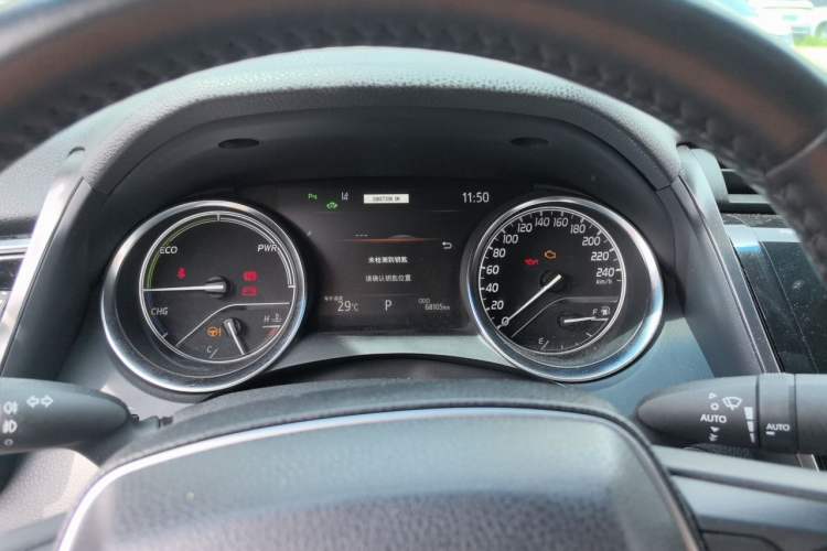 Used Toyota Camry 2019 Revised Version Dual-Engine 2.5 HG Luxury Edition Instrument Cluster