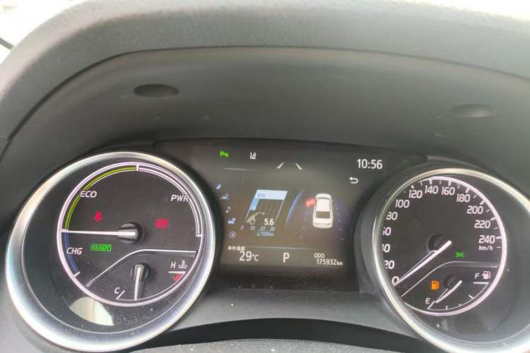 Used Toyota Camry 2019 Revised Version Dual-Engine 2.5 HG Luxury Edition Instrument Cluster