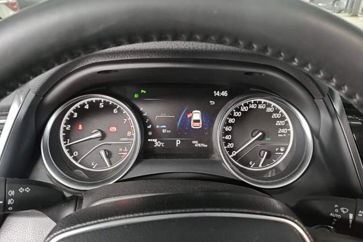 Used Toyota Camry 2019 Revised Version 2.0G Luxury Edition Instrument Cluster