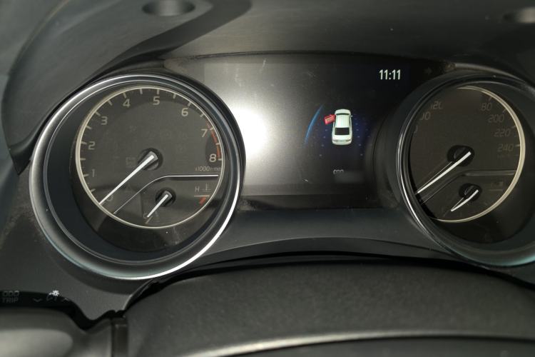 Used Toyota Camry 2019 Revised Version 2.0G Luxury Edition Instrument Cluster