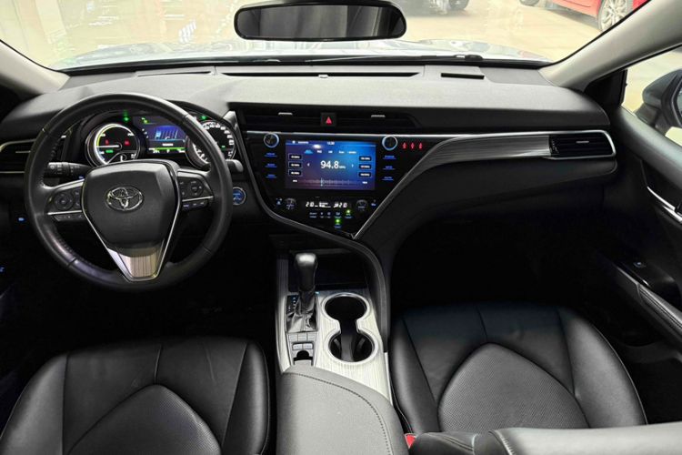 Used Toyota Camry 2019 Revised Version Dual-Engine 2.5 HG Luxury Edition Interior 1