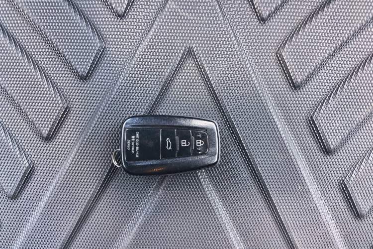 Used Toyota Camry 2019 2.0G Luxury Edition China V Standard Interior 1