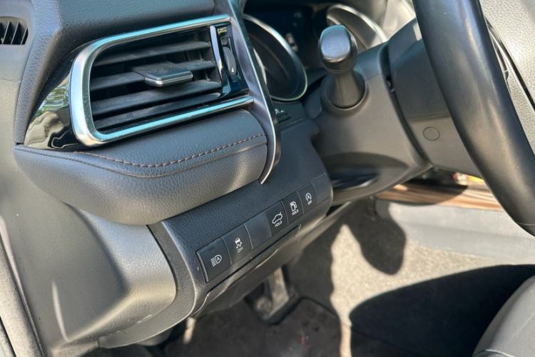 Used Toyota Camry 2019 Revised Version 2.5G Luxury Edition Interior 12