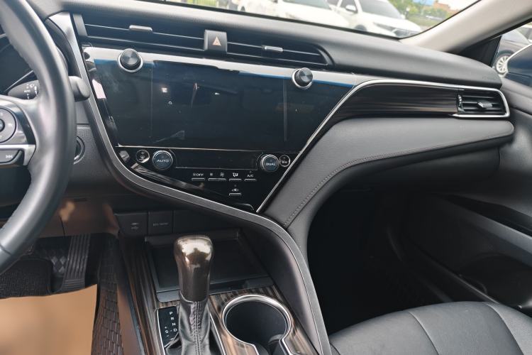 Used Toyota Camry 2019 Revised Version 2.5G Luxury Edition Interior 2