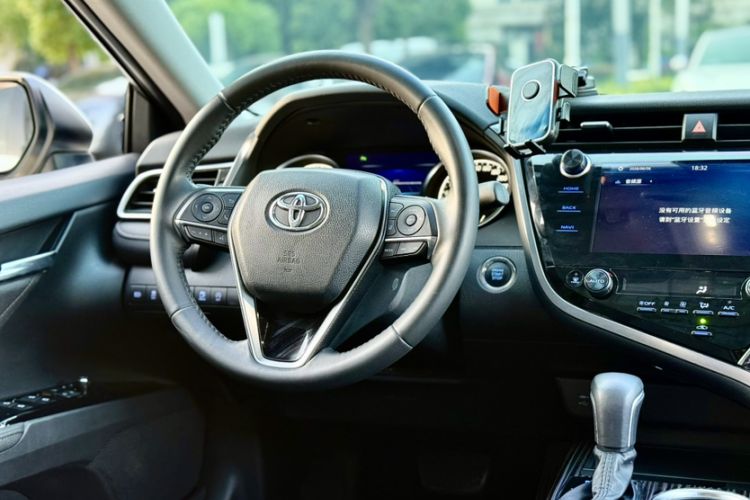 Used Toyota Camry 2019 2.0G Luxury Edition China VI Standard Interior 2